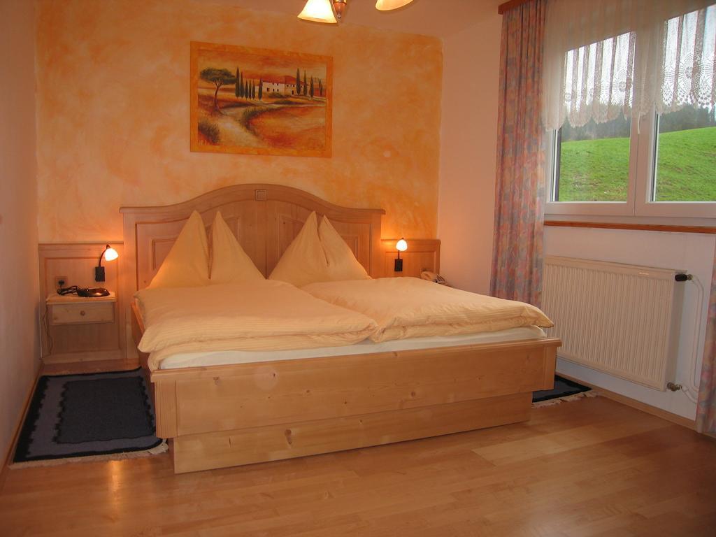 Bauernhof Haim-Schnepfleitner Pichl bei Aussee Habitación foto